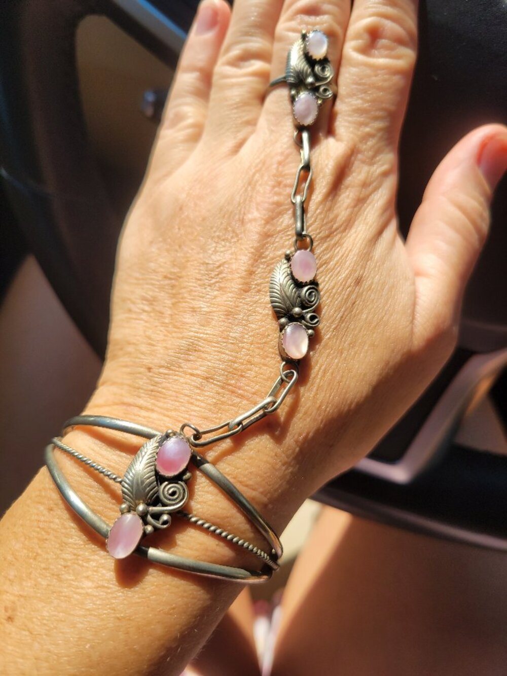 Vtg Navajo Sterling Silver Cuff Harem Slave Bracelet Mother of Pearl Chain &Ring